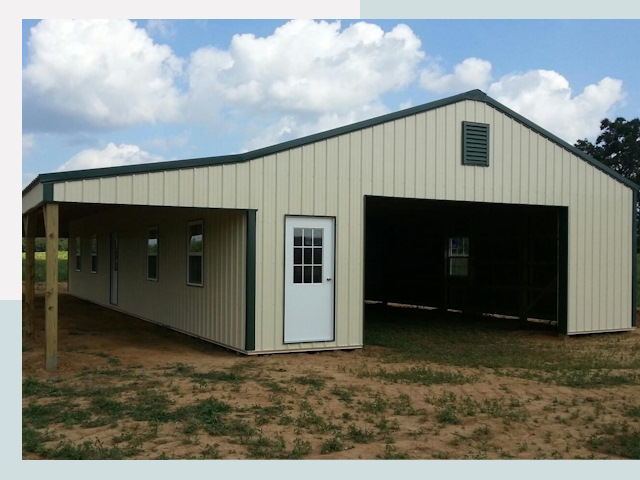 Строительство конюшен в Лыткарине