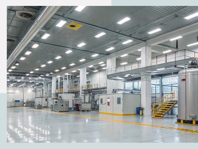 Освещение ангаров в Лыткарине от 615 руб. - Эффективные решения